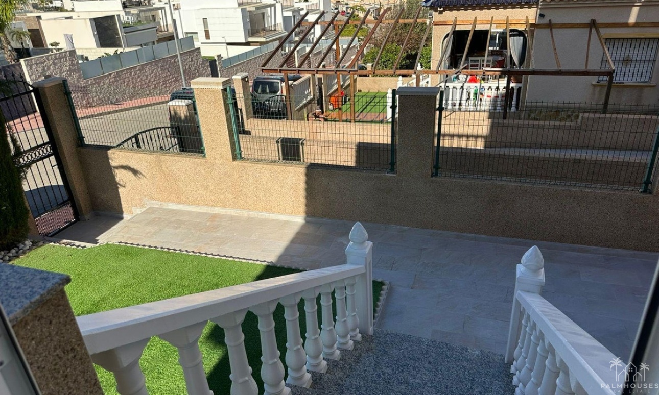Resale - House - Orihuela - Villamartin