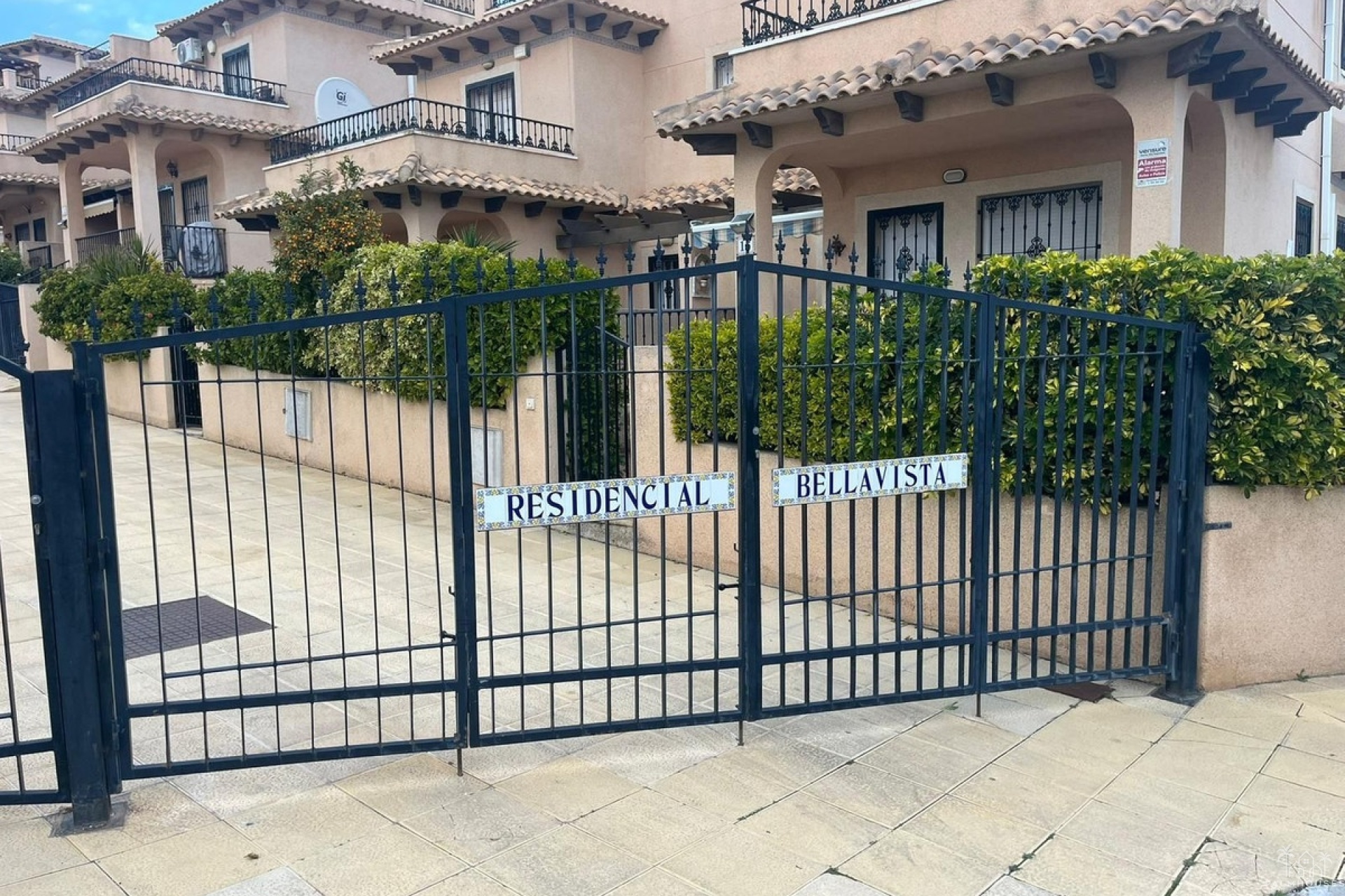 Resale - House - Orihuela - Villamartin