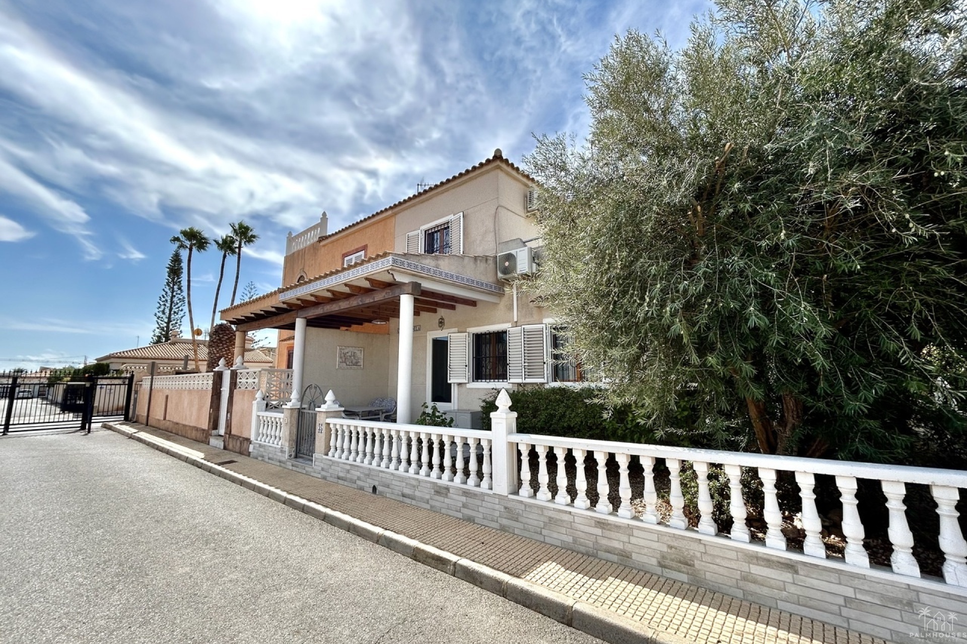 Resale - House - Playa Flamenca - Costa Blanca