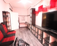 Resale - House - Redován