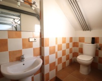 Resale - House - Redován
