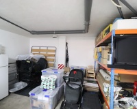 Resale - House - Redován