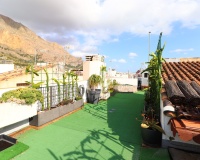 Resale - House - Redován