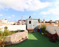 Resale - House - Redován