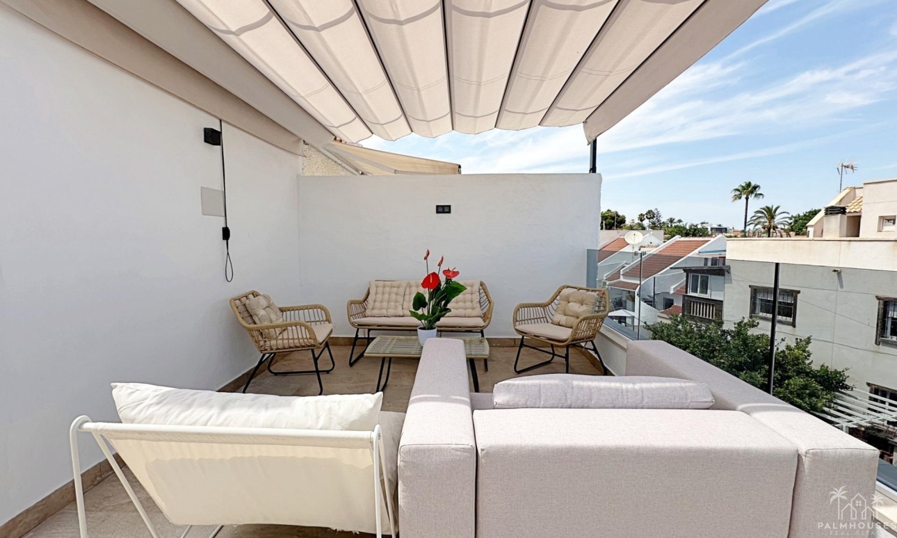 Resale - House - Torrevieja - Aguas Nuevas