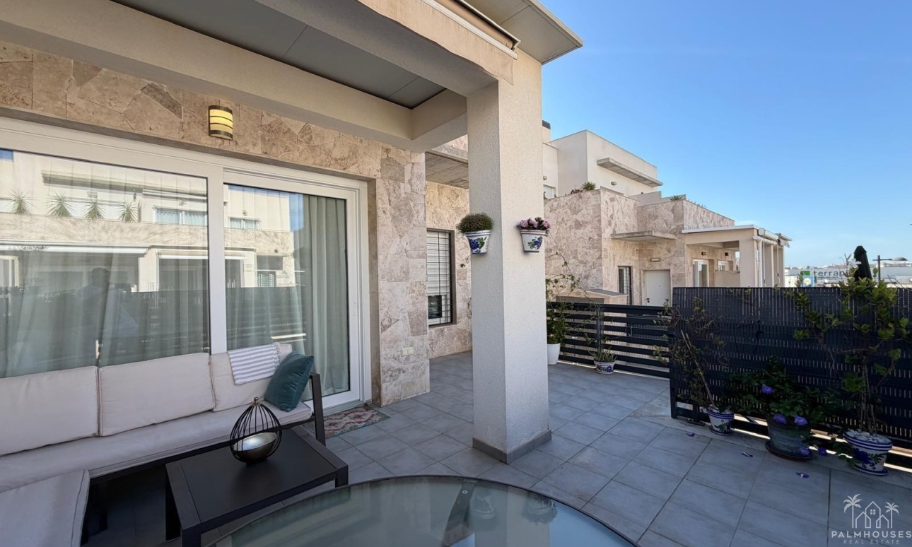 Resale - House - Torrevieja - Aguas Nuevas