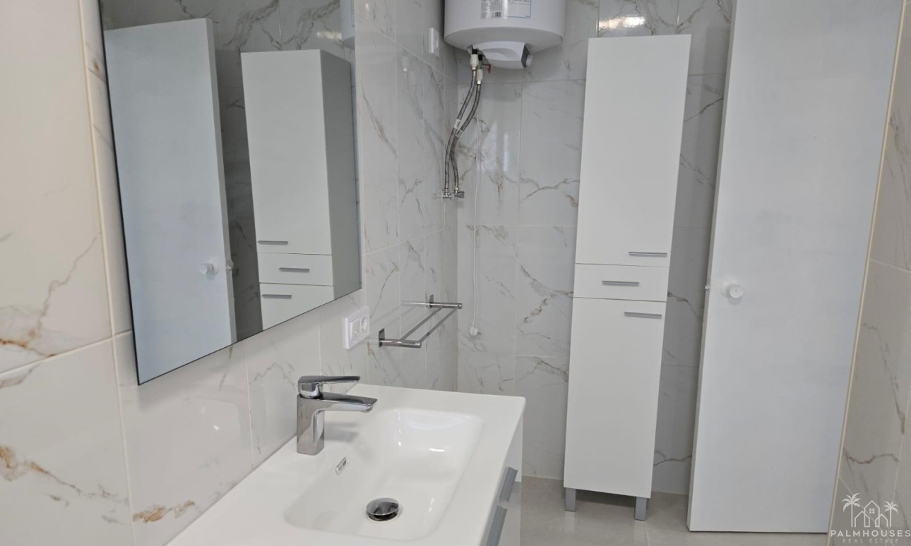Resale - House - Torrevieja - La Mata