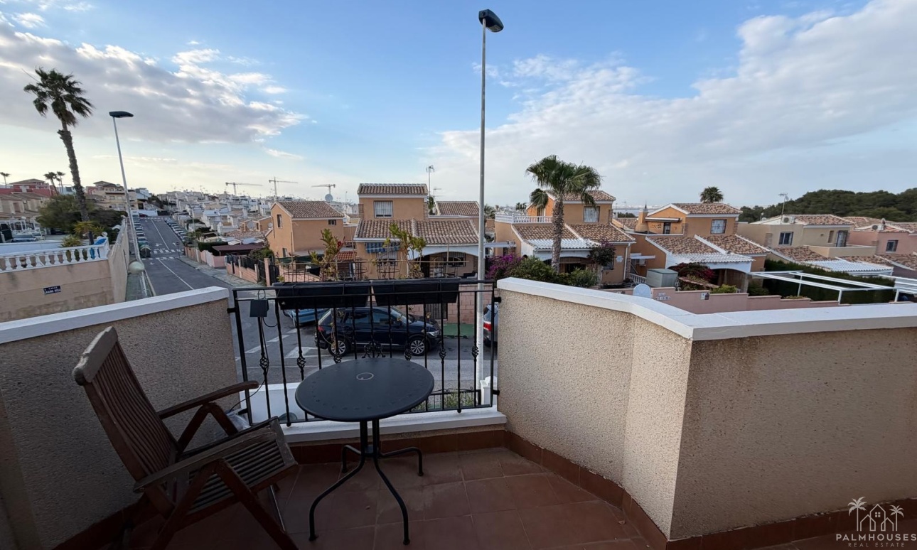 Resale - House - Torrevieja - Los Balcones