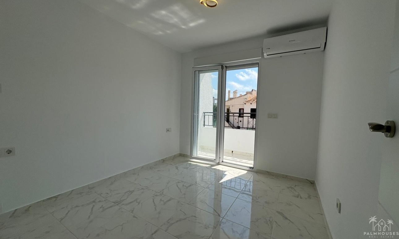 Resale - House - Torrevieja - Los Balcones