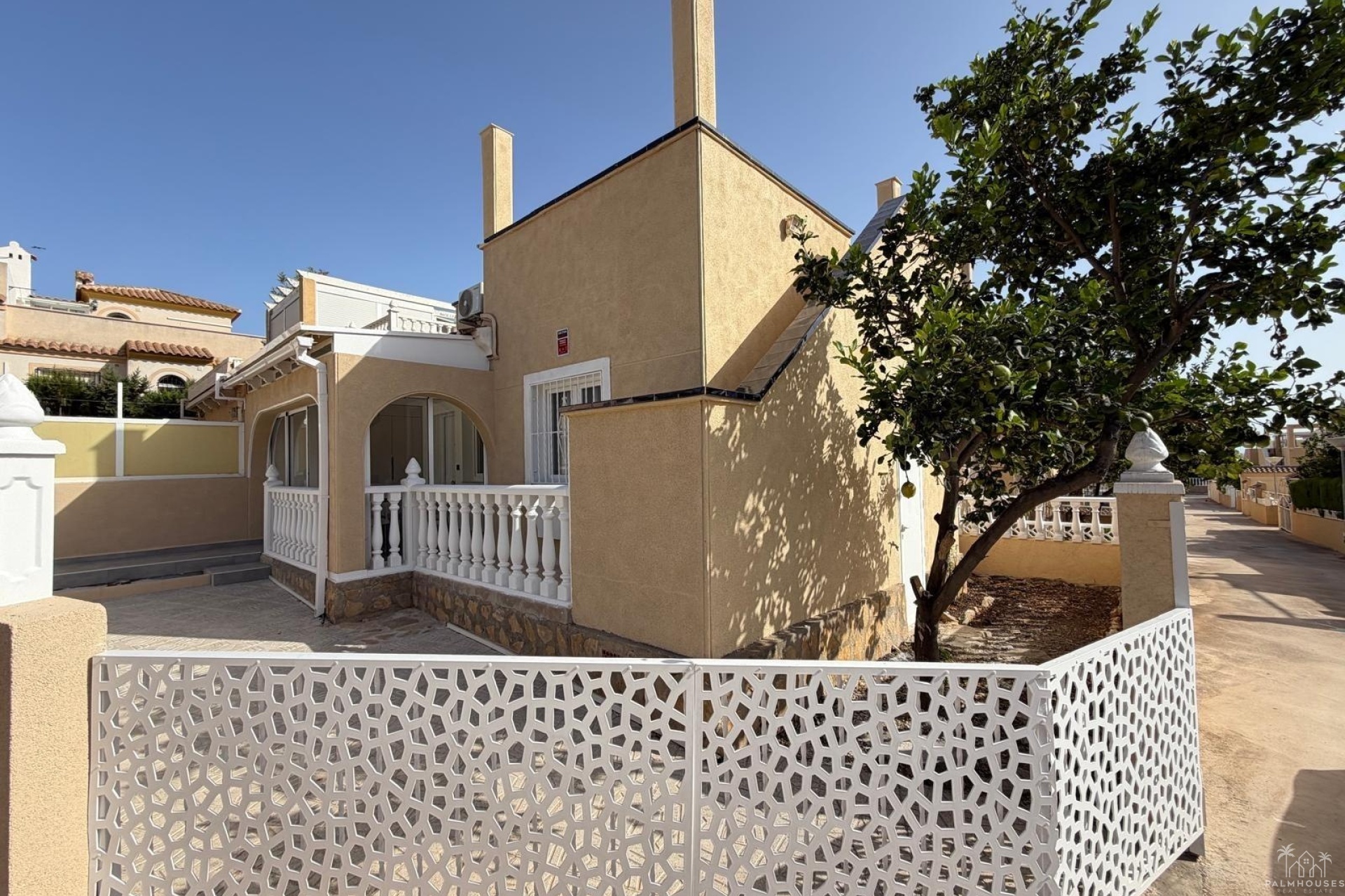 Resale - House - Torrevieja - Miramar - Torre Del Moro