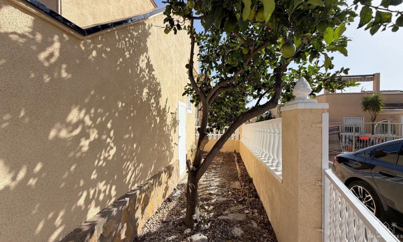 Resale - House - Torrevieja - Miramar - Torre Del Moro