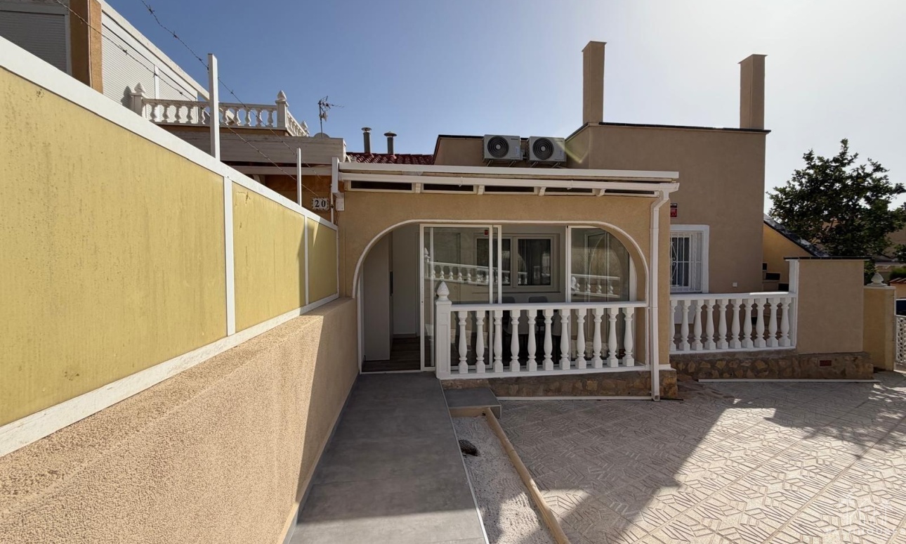 Resale - House - Torrevieja - Miramar - Torre Del Moro