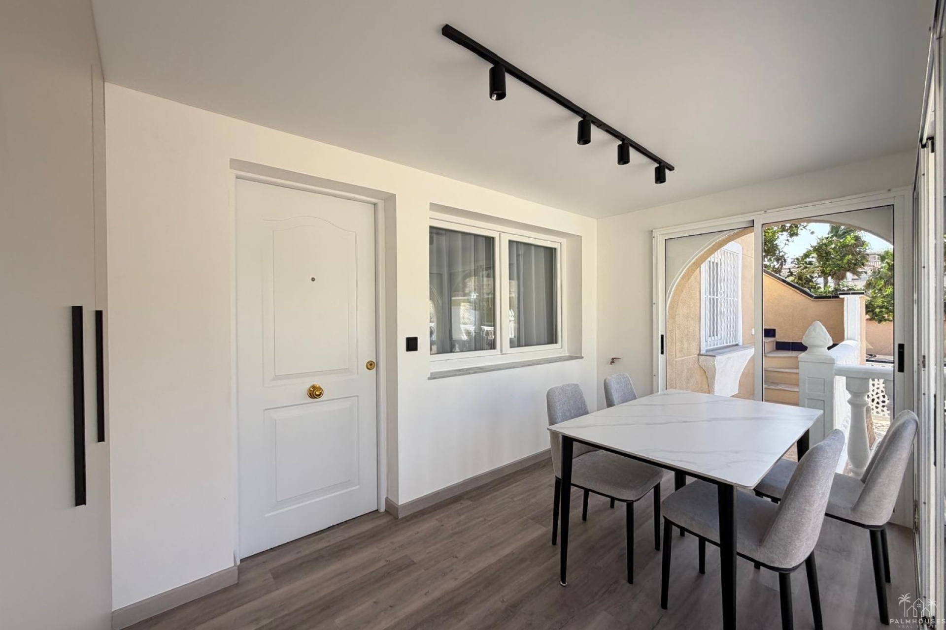 Resale - House - Torrevieja - Miramar - Torre Del Moro
