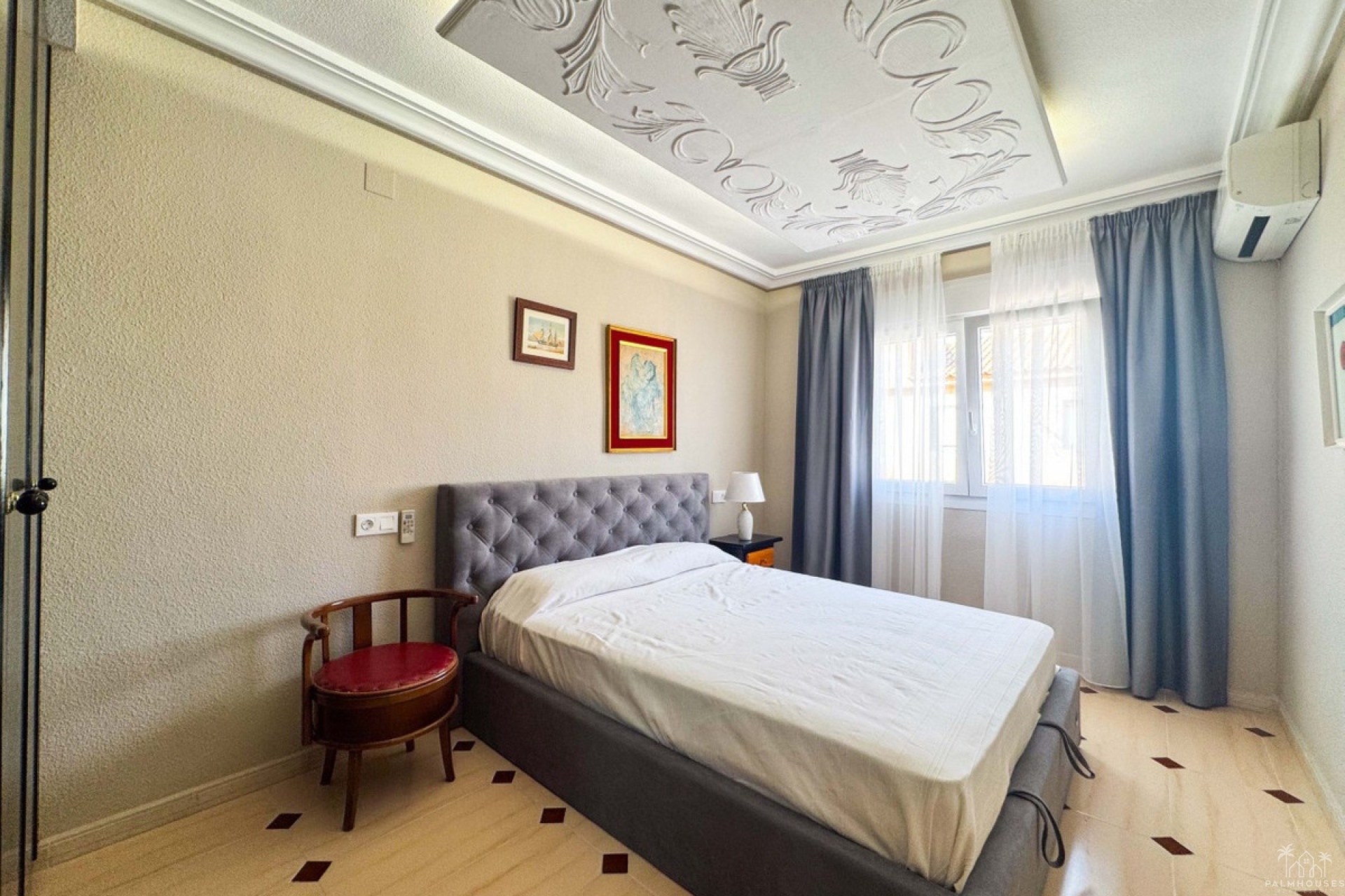 Resale - House - Torrevieja - Playa De La Mata