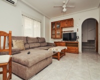 Resale - House - Torrevieja - Torrevieja Centro