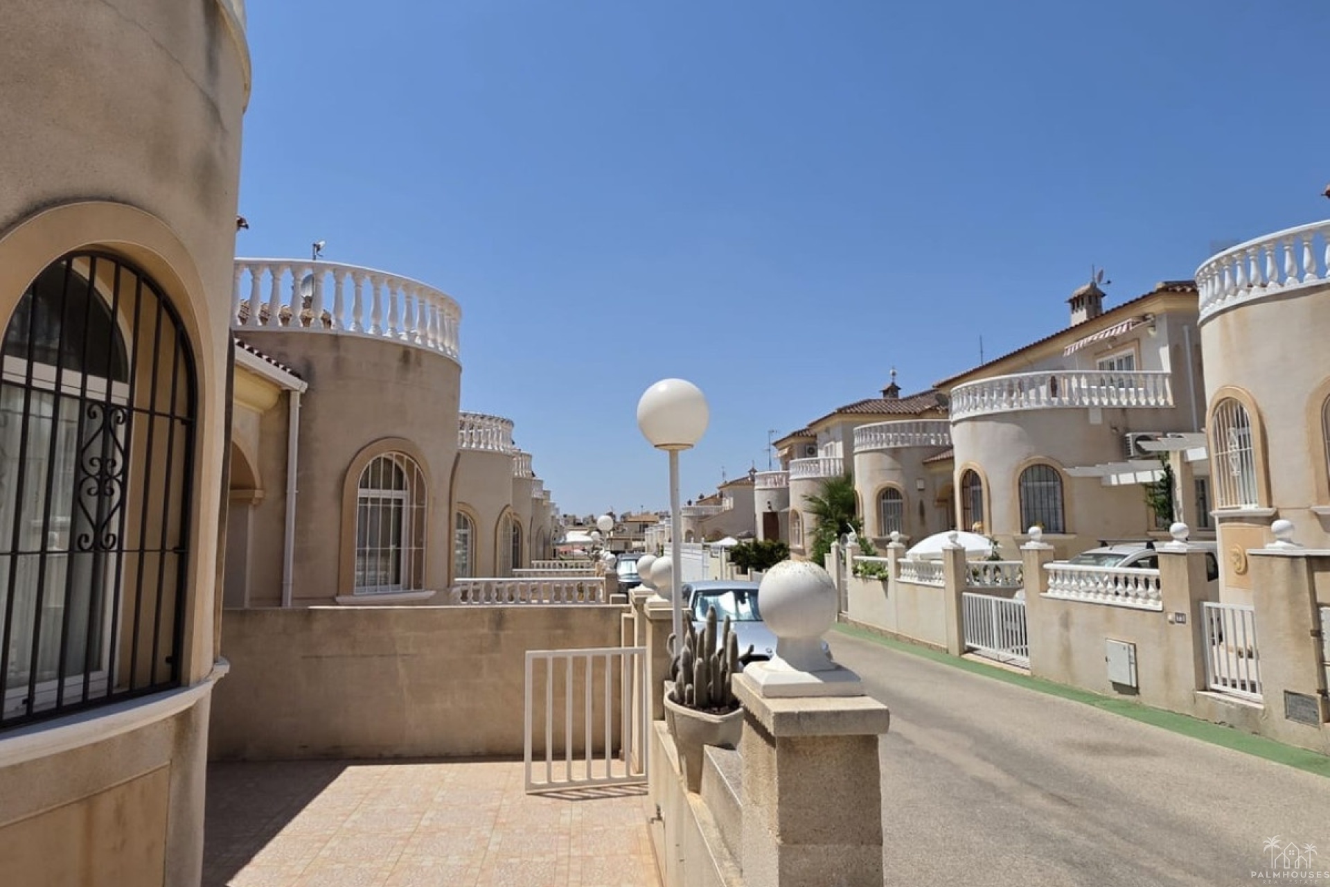 Resale - House - Torrevieja - Torrevieja Centro