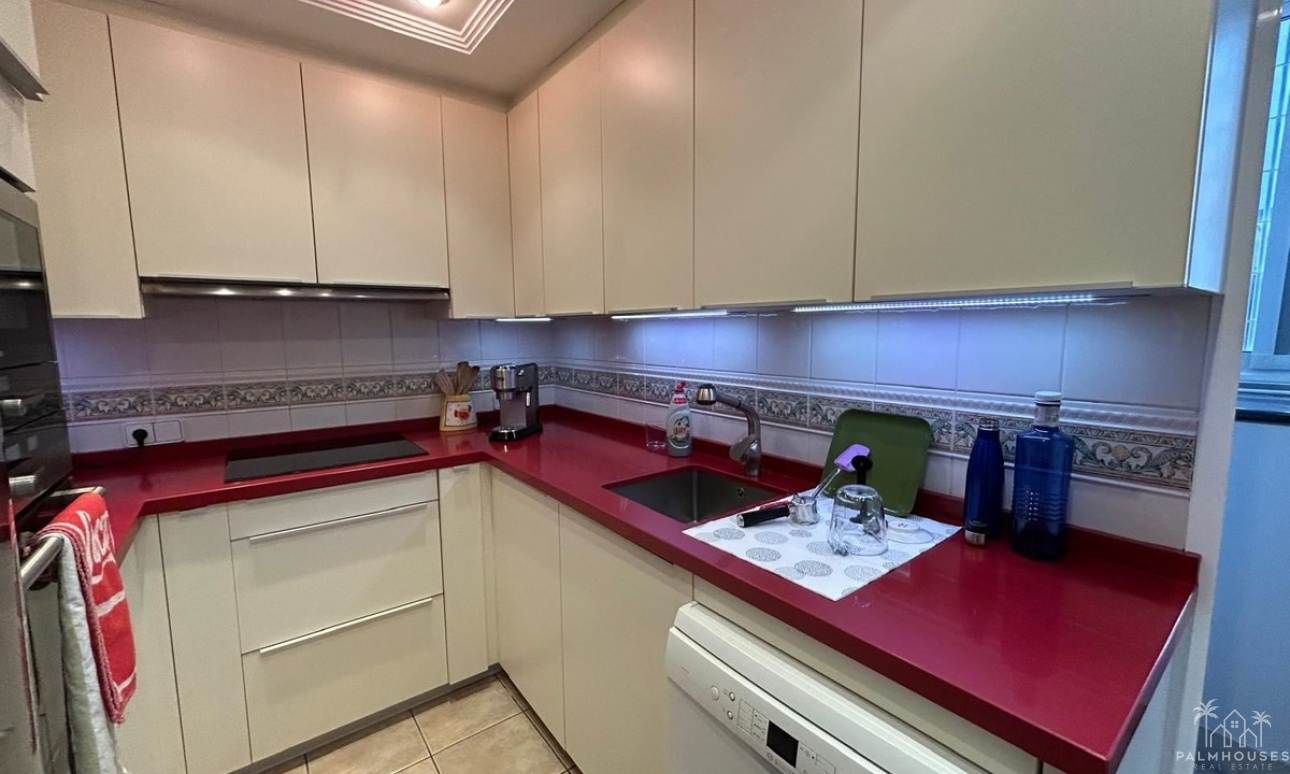 Resale - House - Torrevieja - Torrevieja Centro