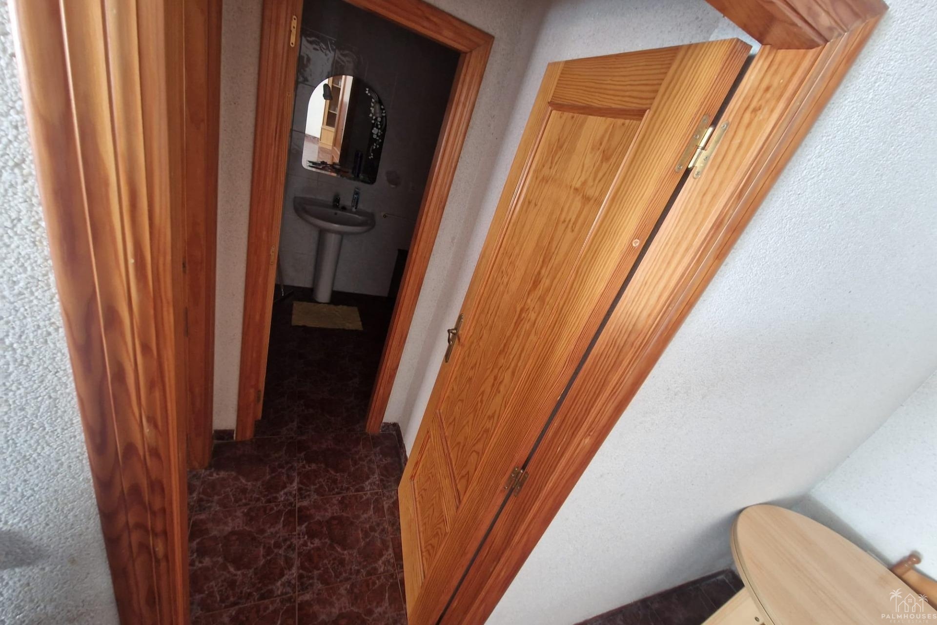Resale - House - Torrevieja