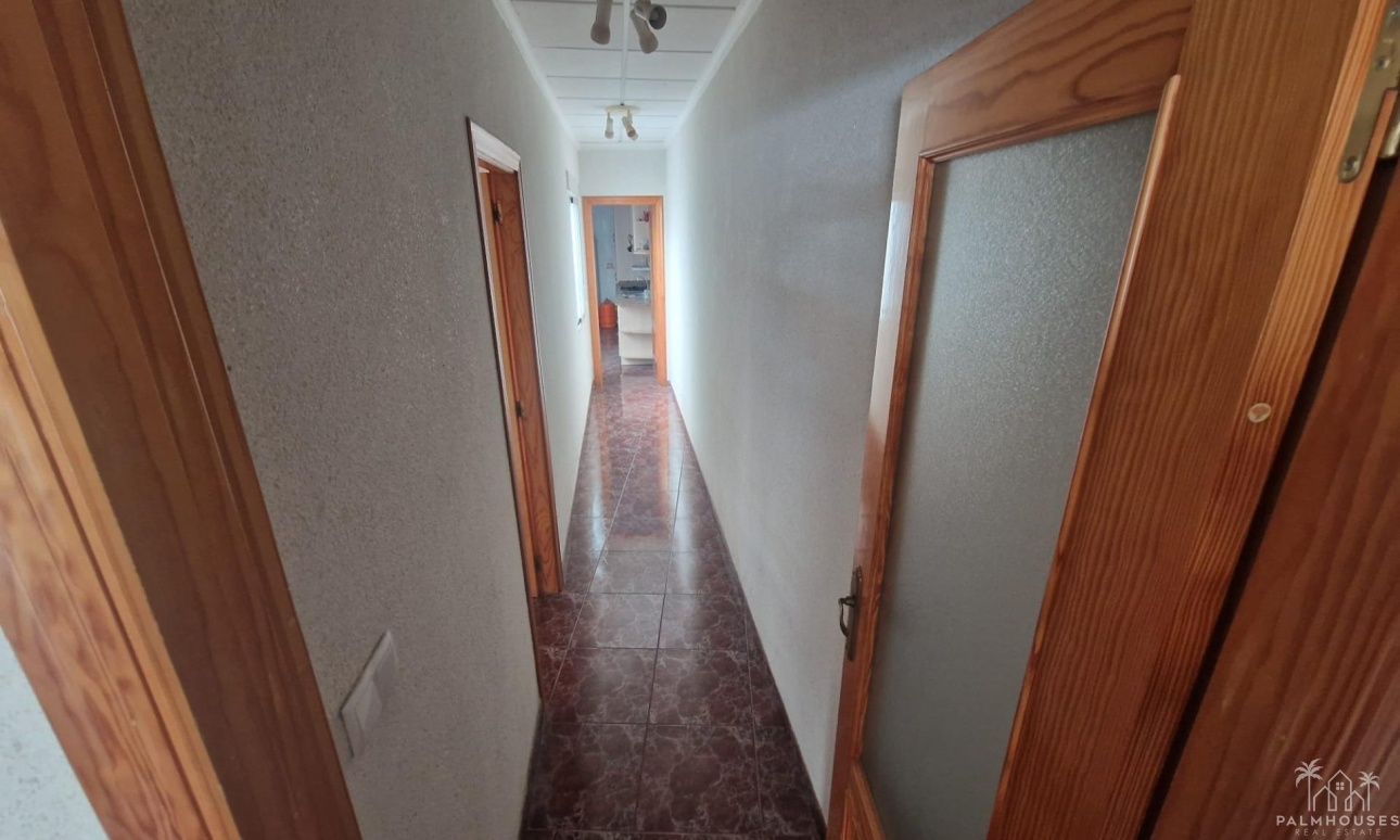 Resale - House - Torrevieja