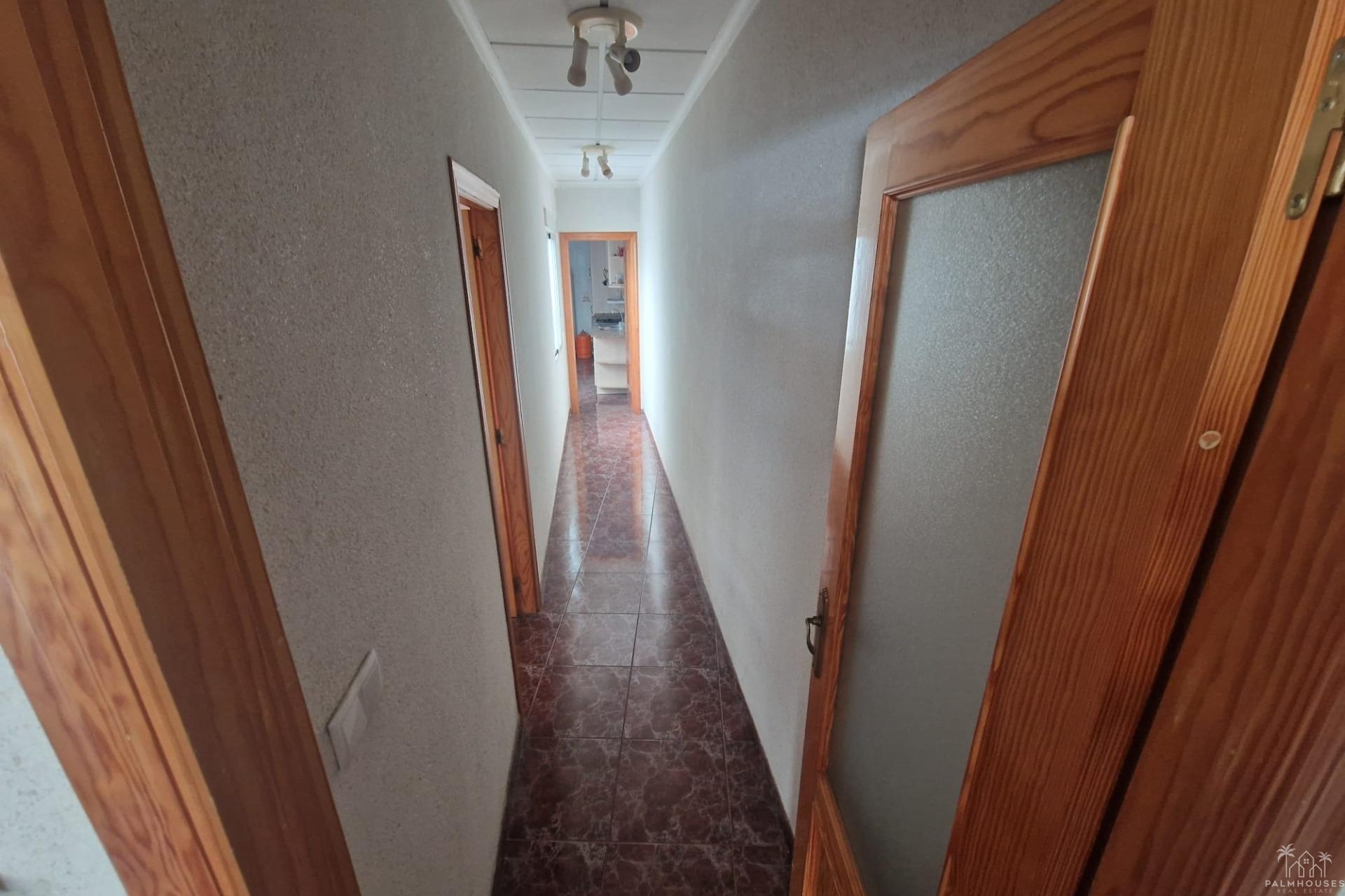 Resale - House - Torrevieja