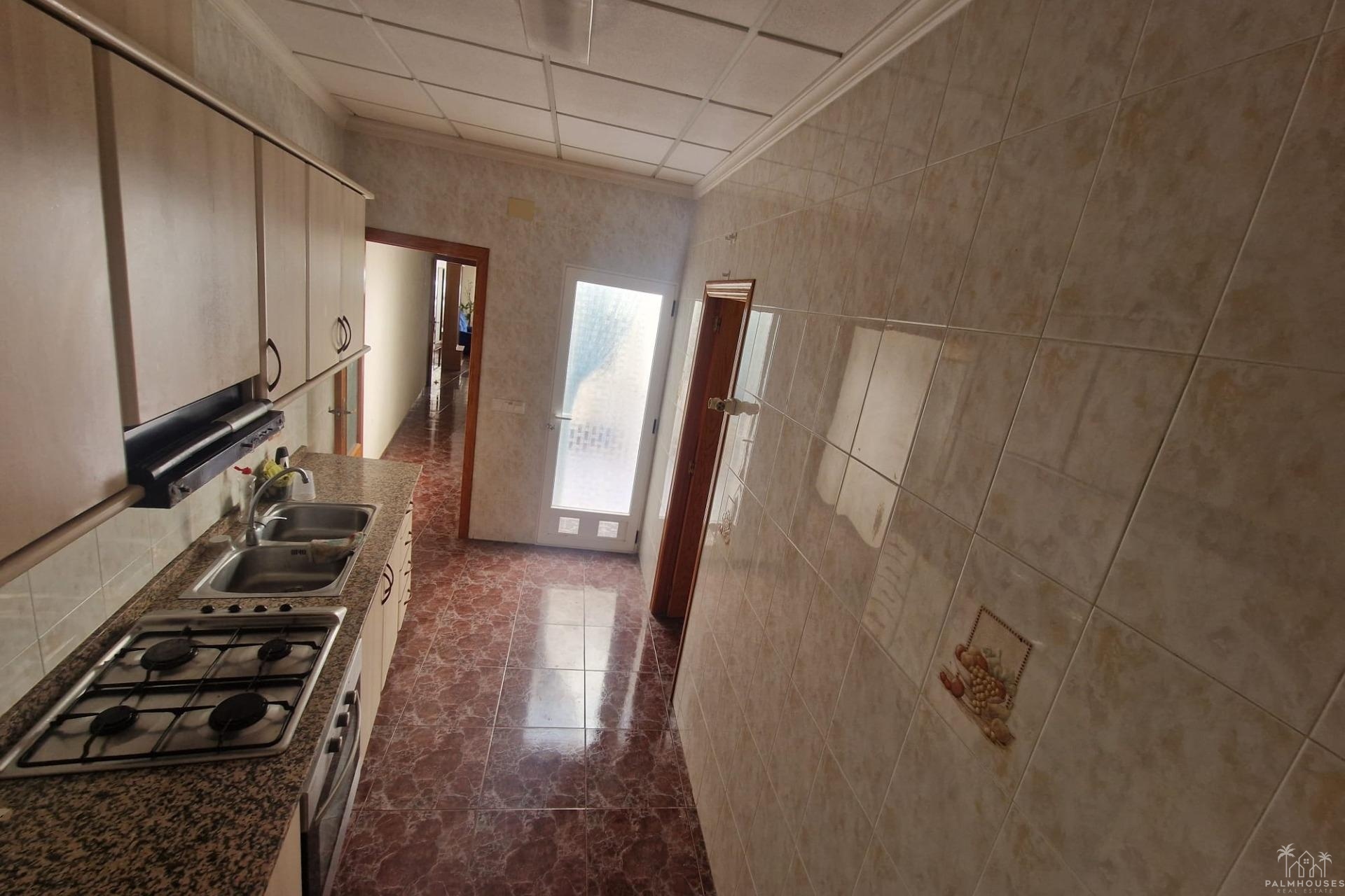Resale - House - Torrevieja