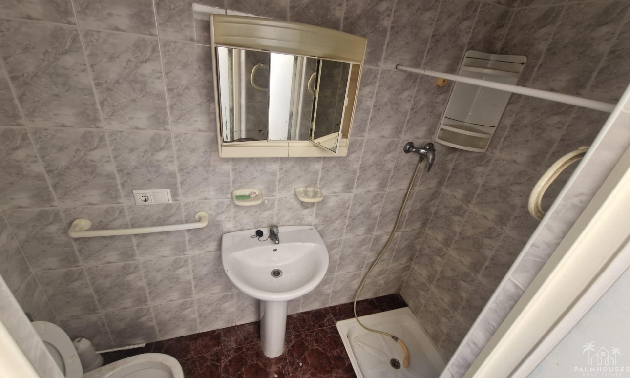 Resale - House - Torrevieja