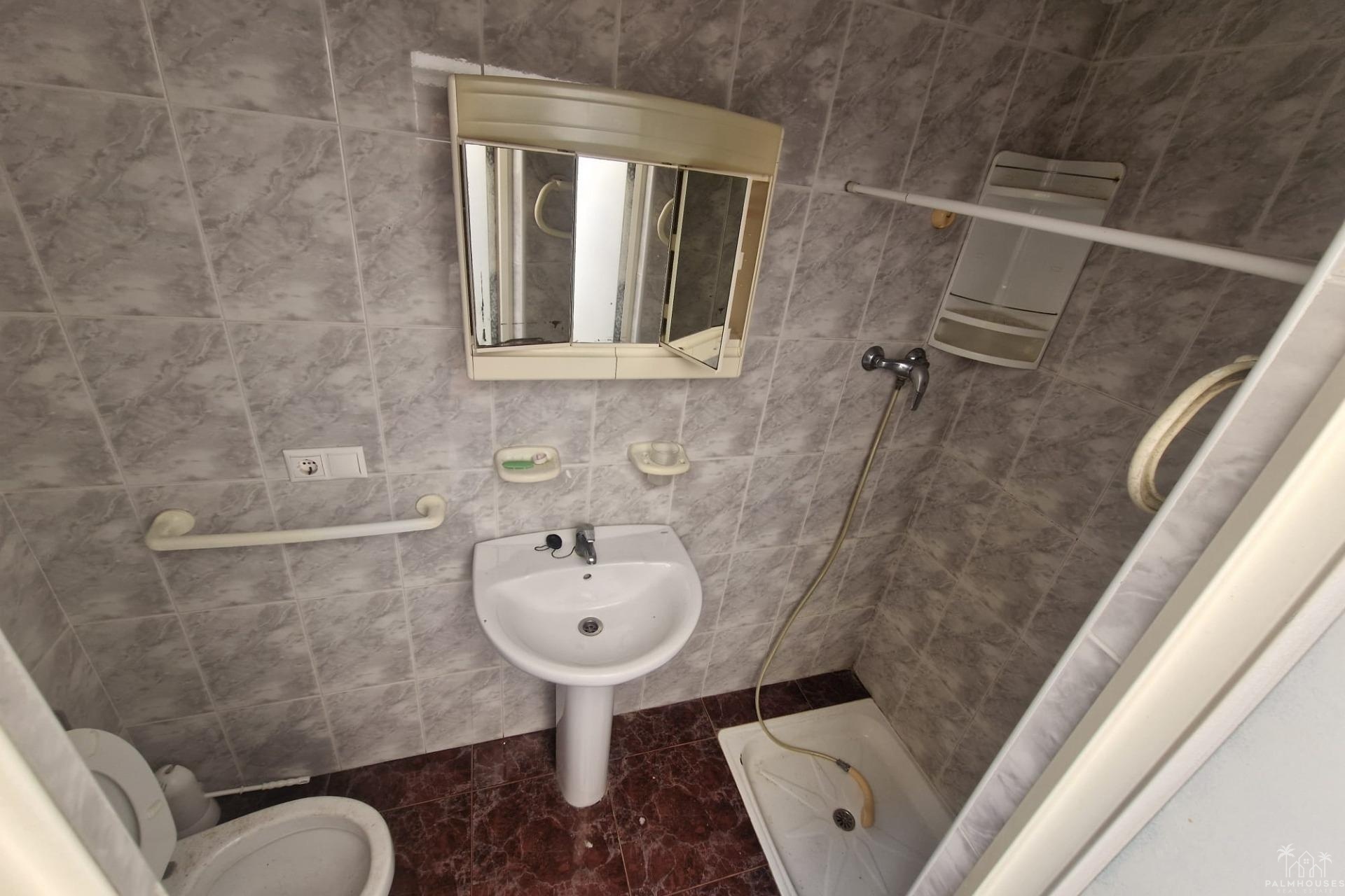 Resale - House - Torrevieja