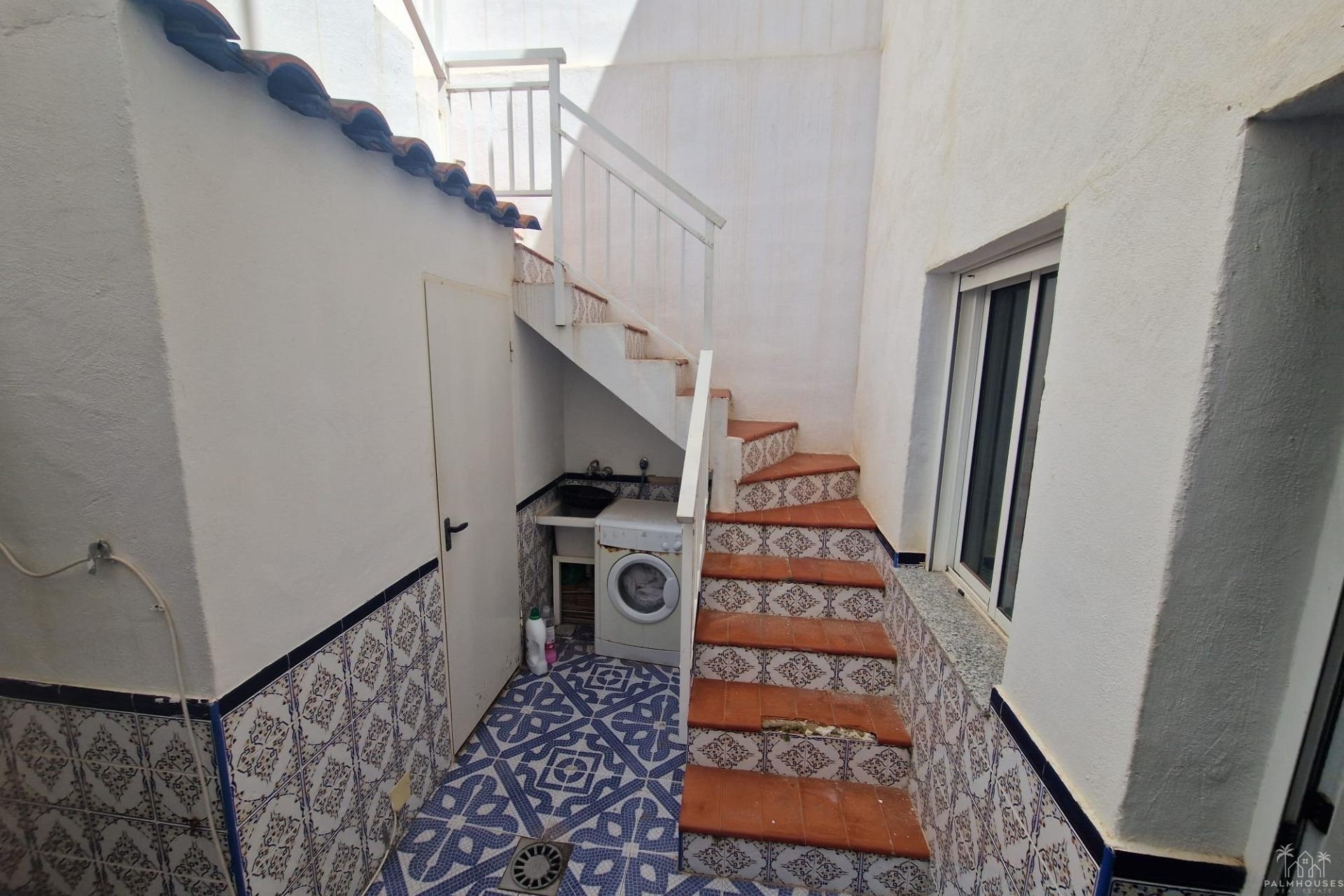 Resale - House - Torrevieja