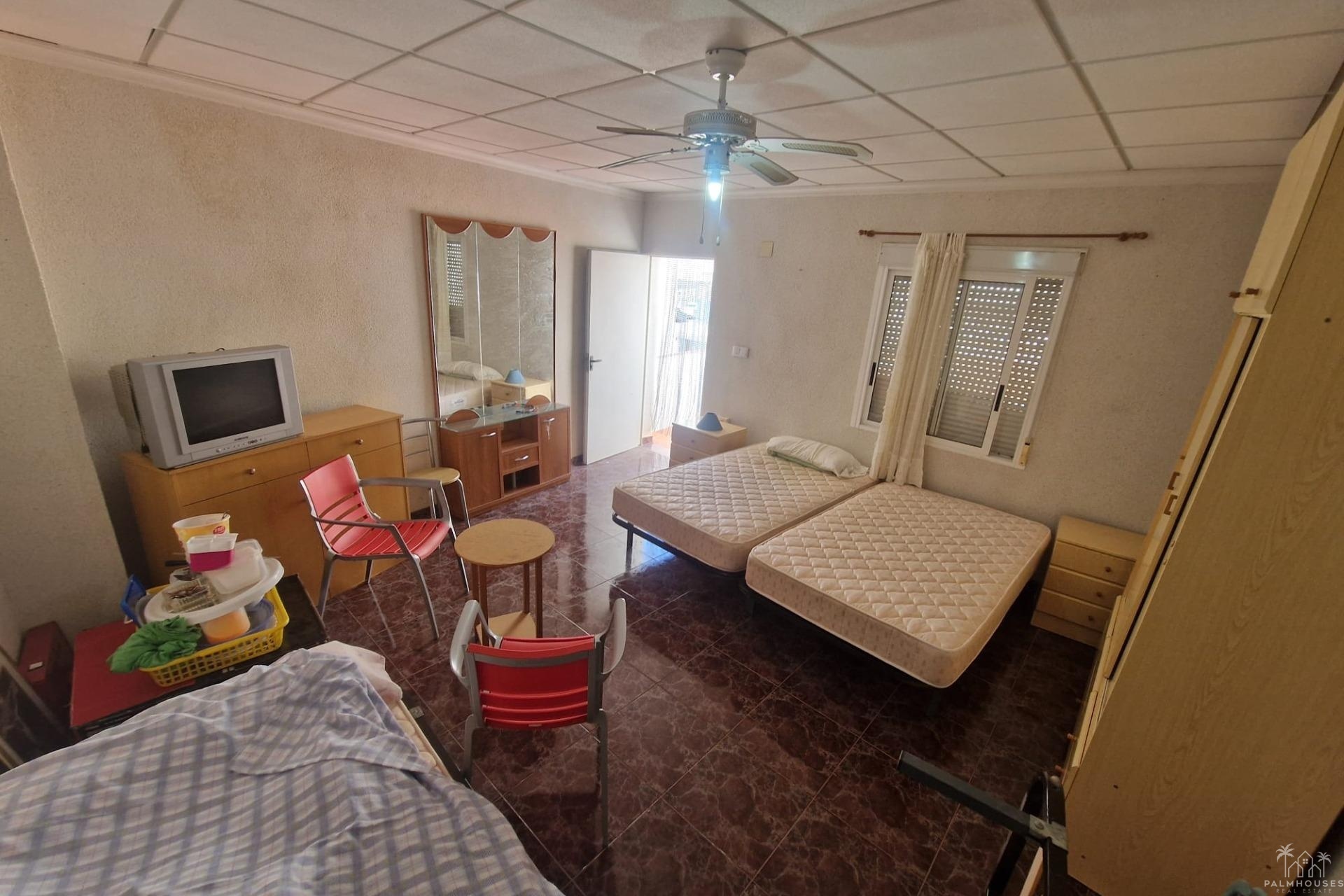 Resale - House - Torrevieja