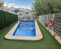Resale - House - Torrevieja