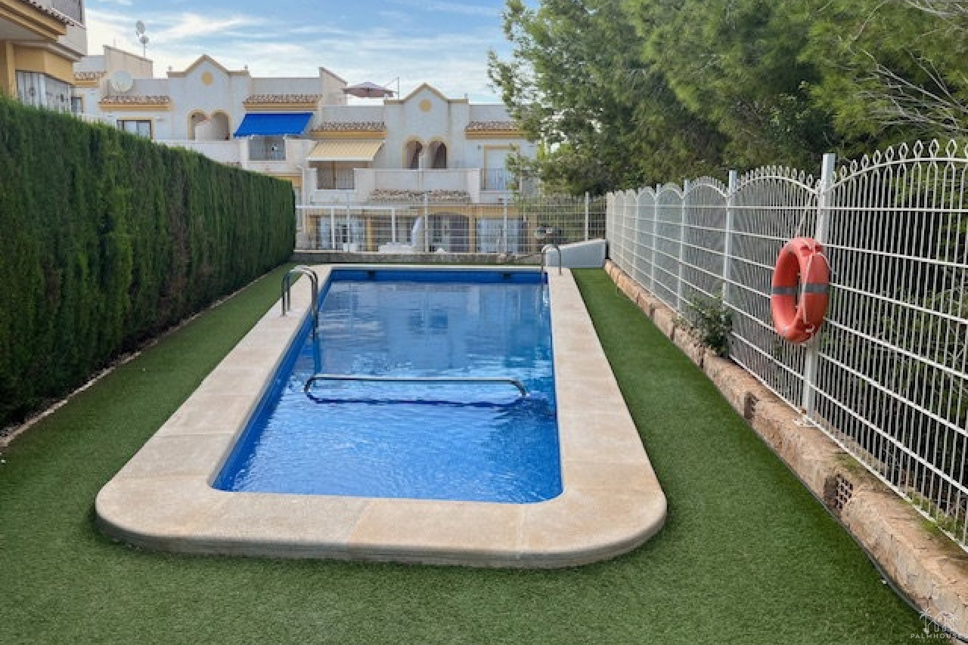 Resale - House - Torrevieja