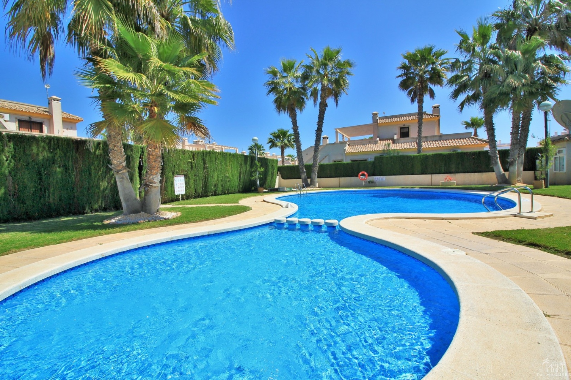 Resale - House - Villamartin - PAU 8