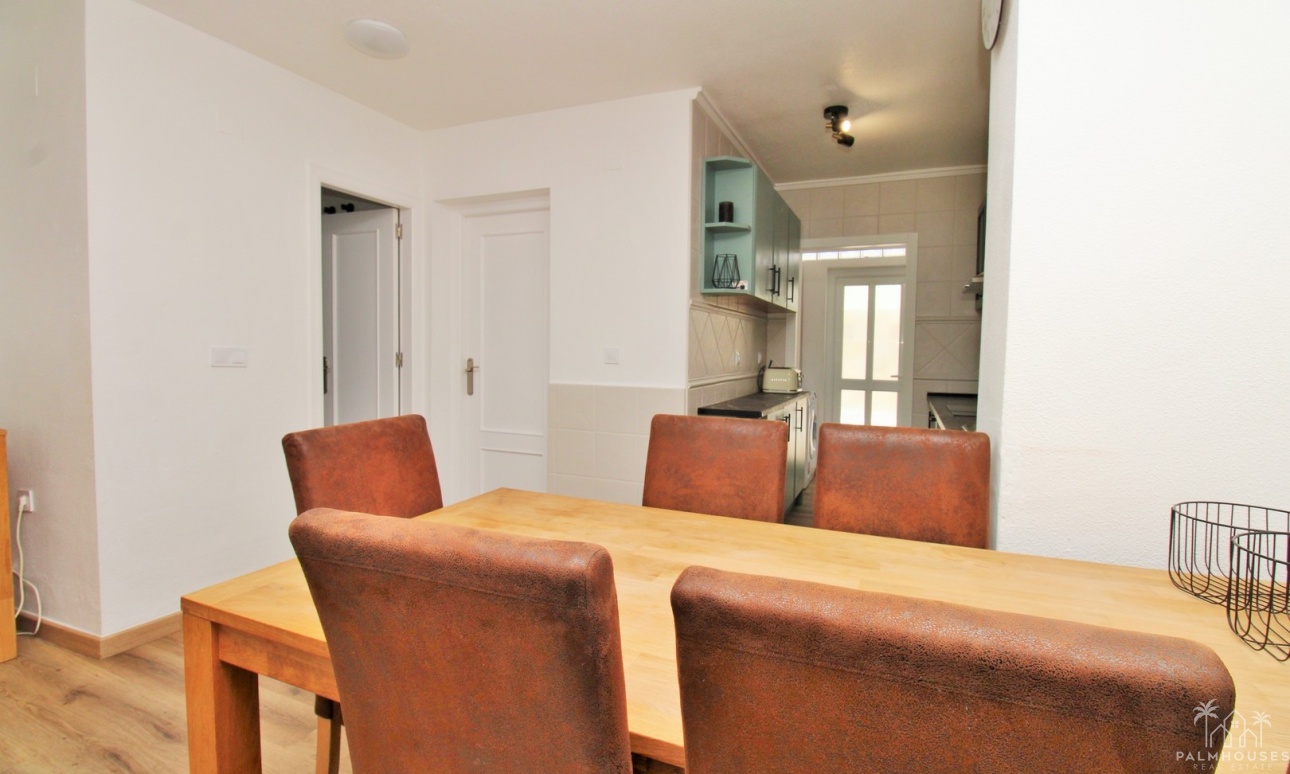 Resale - House - Villamartin