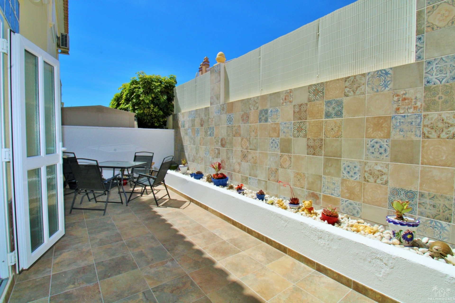 Resale - House - Villamartin