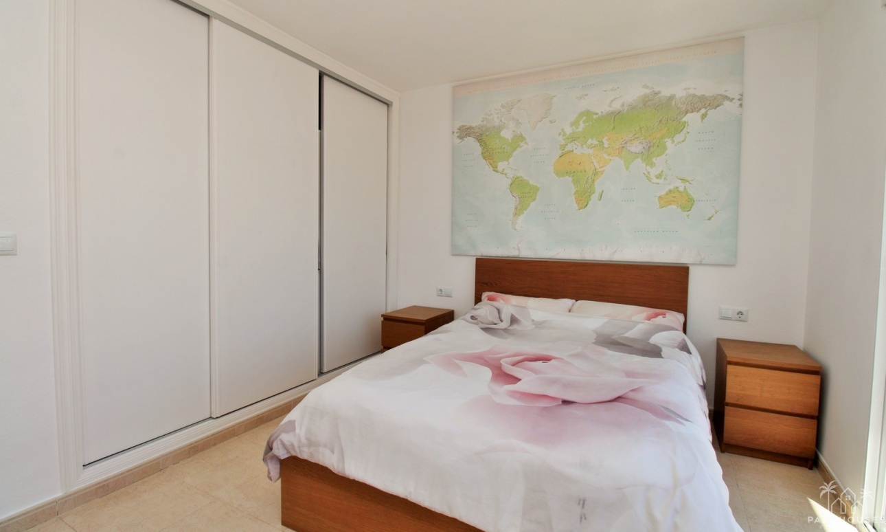 Resale - House - Villamartin