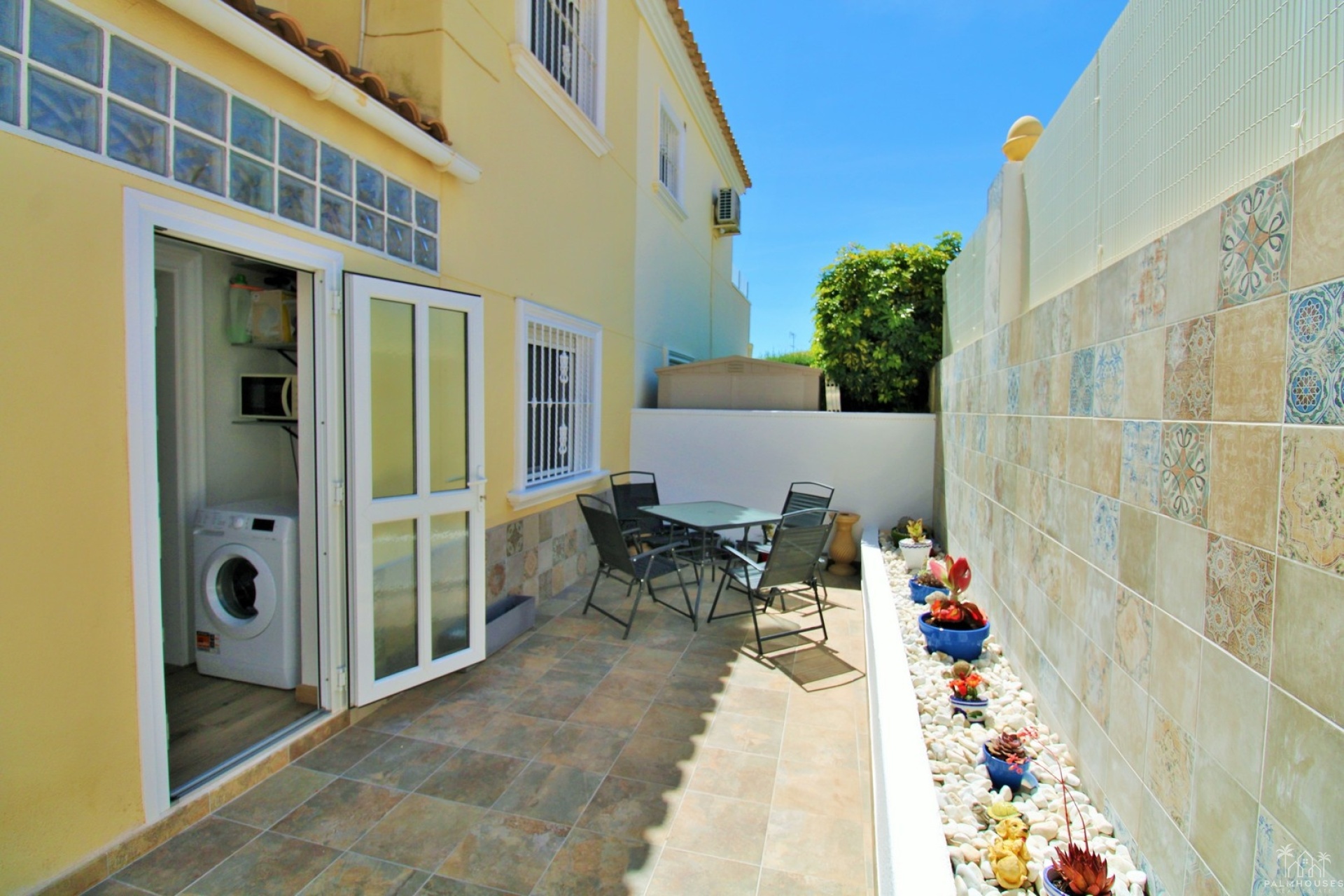 Resale - House - Villamartin