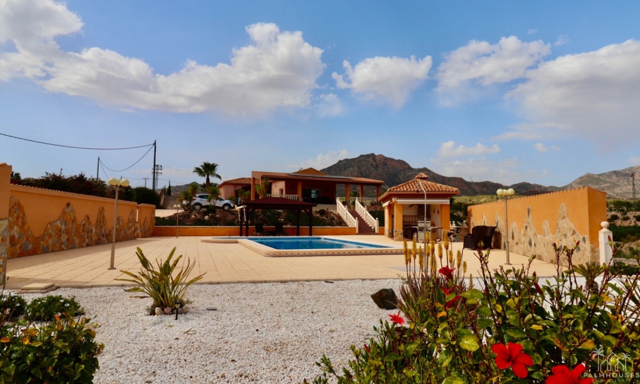 Resale - Villa - Albatera - Albatera Centro