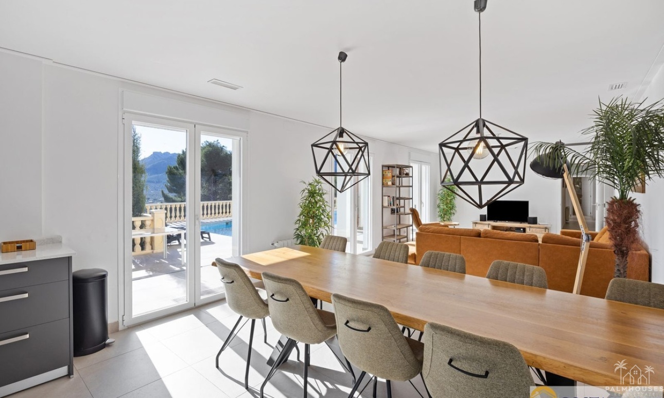 Resale - Villa - Alcalalí - Alcalalí Centro