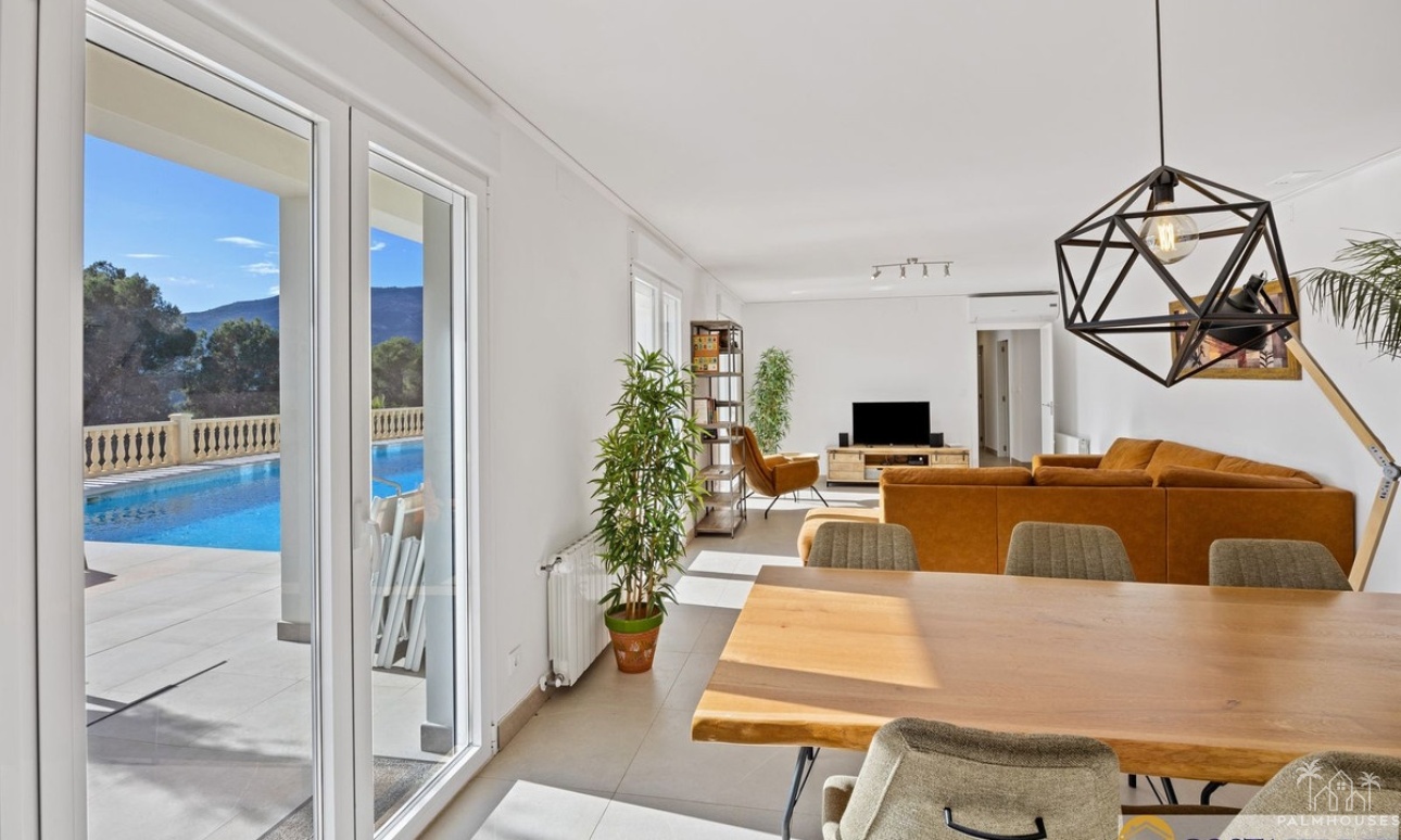 Resale - Villa - Alcalalí - Alcalalí Centro