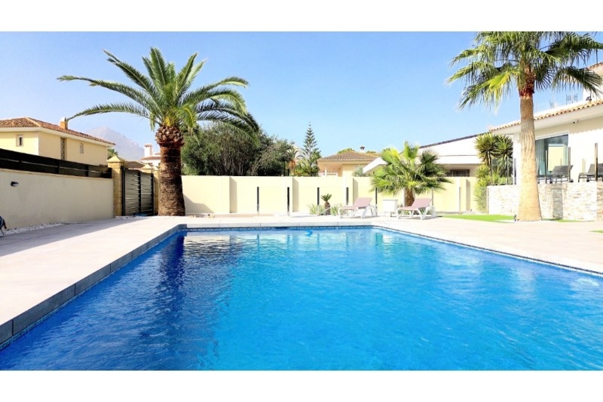 Resale - Villa - Alfaz del Pi - Costa Blanca
