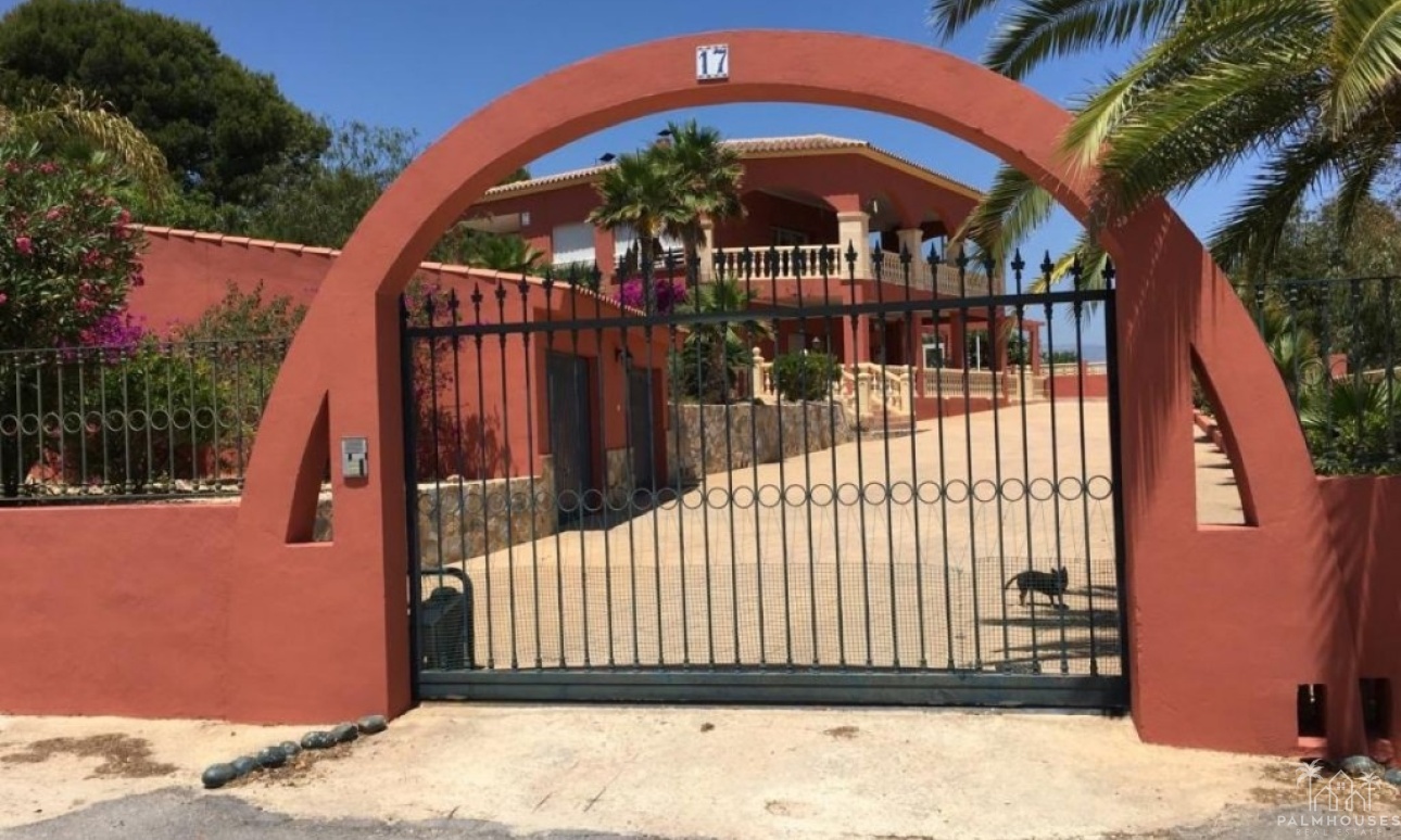 Resale - Villa - Alfaz del Pi - Costa Blanca
