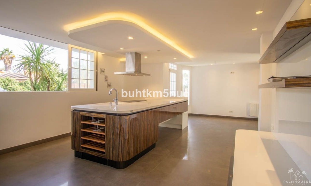 Resale - Villa - Alfaz del Pi - L'Alfás del Pi Centro