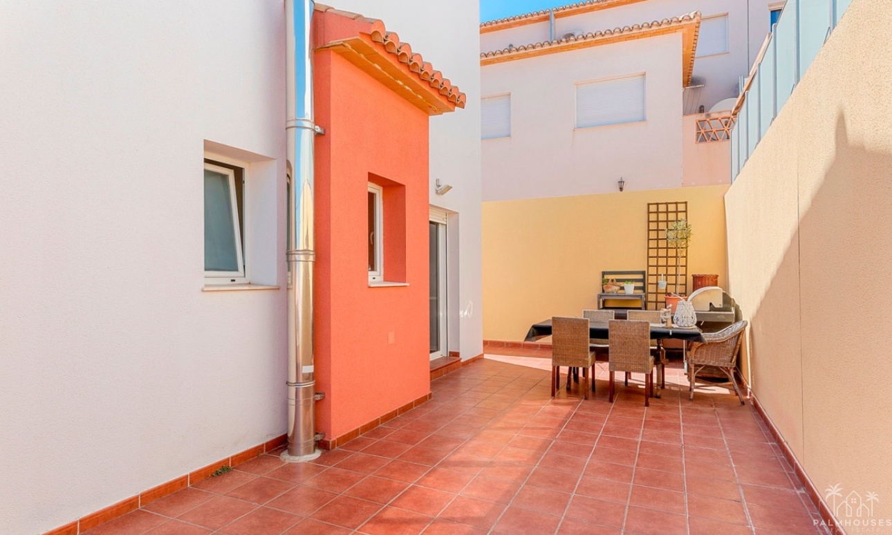 Resale - Villa - Alfaz del Pi - L'Alfás del Pi Centro