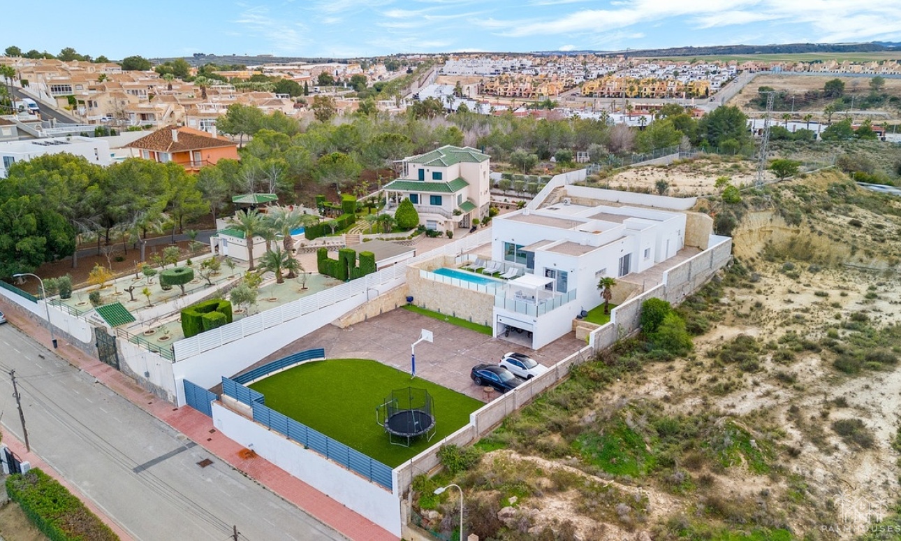 Resale - Villa - Algorfa - Algorfa Centro