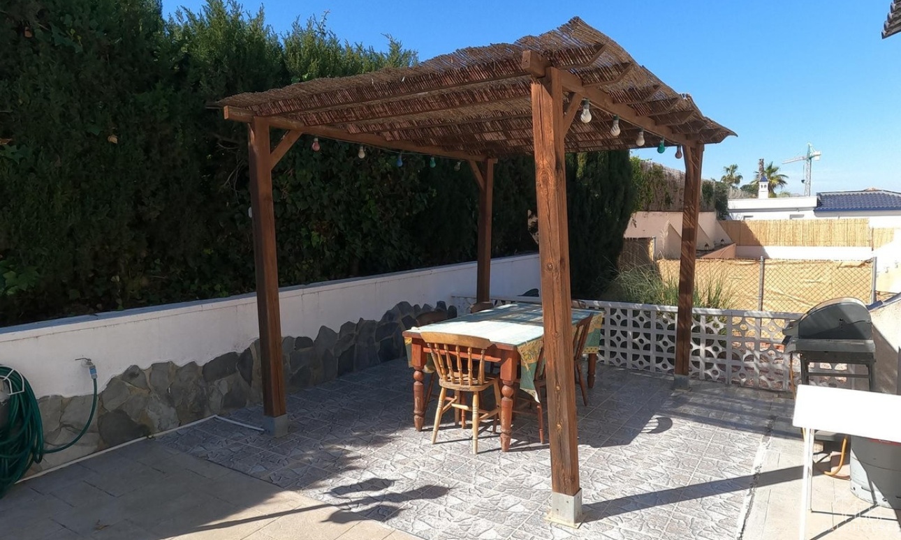 Resale - Villa - Algorfa - Algorfa Centro
