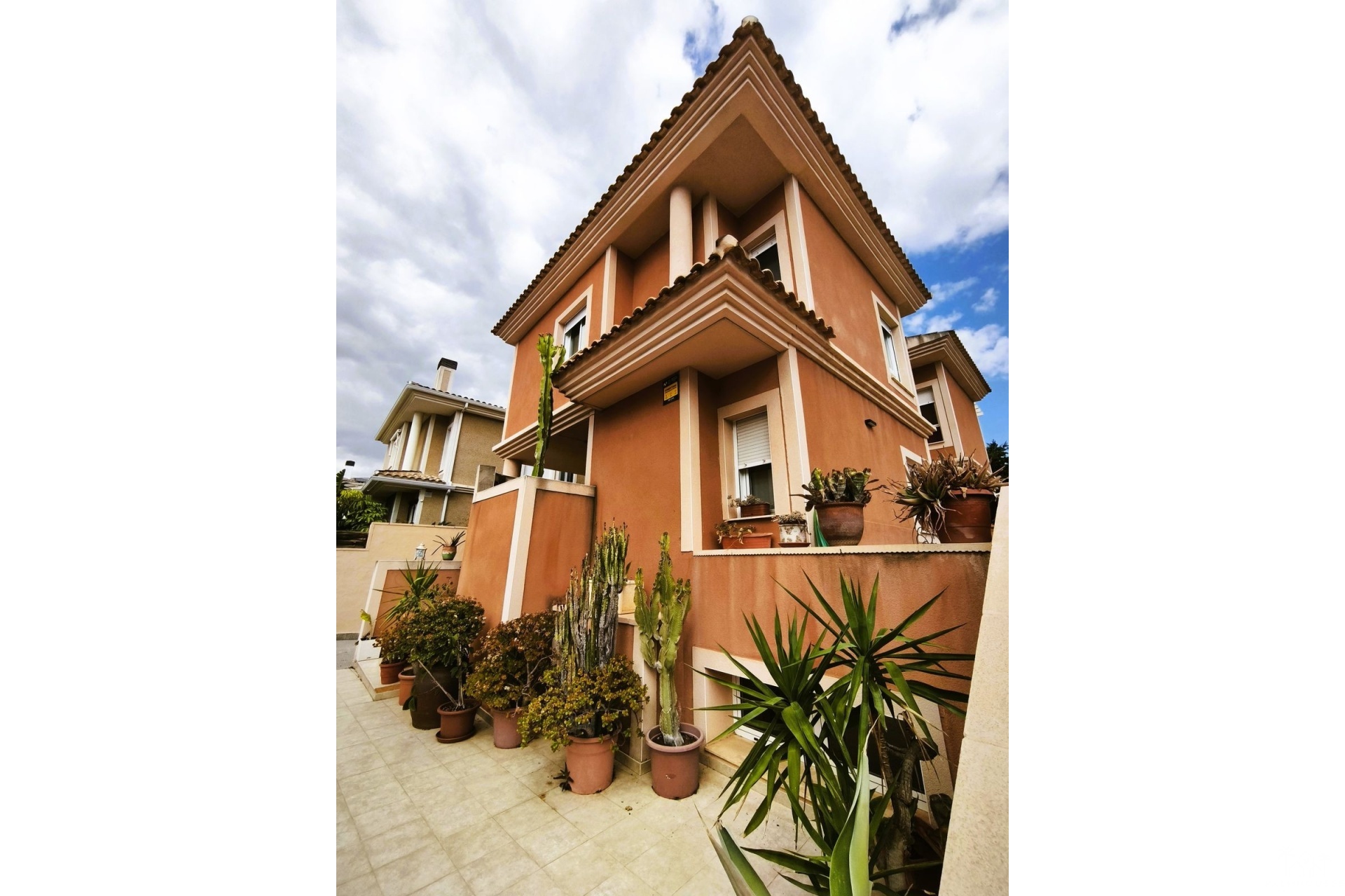 Resale - Villa - Alicante - Alicante Centro