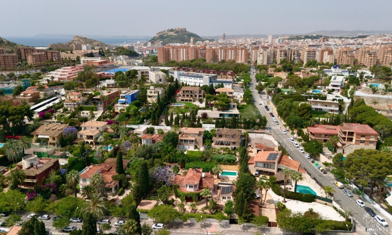 Resale - Villa - Alicante - Alicante Centro