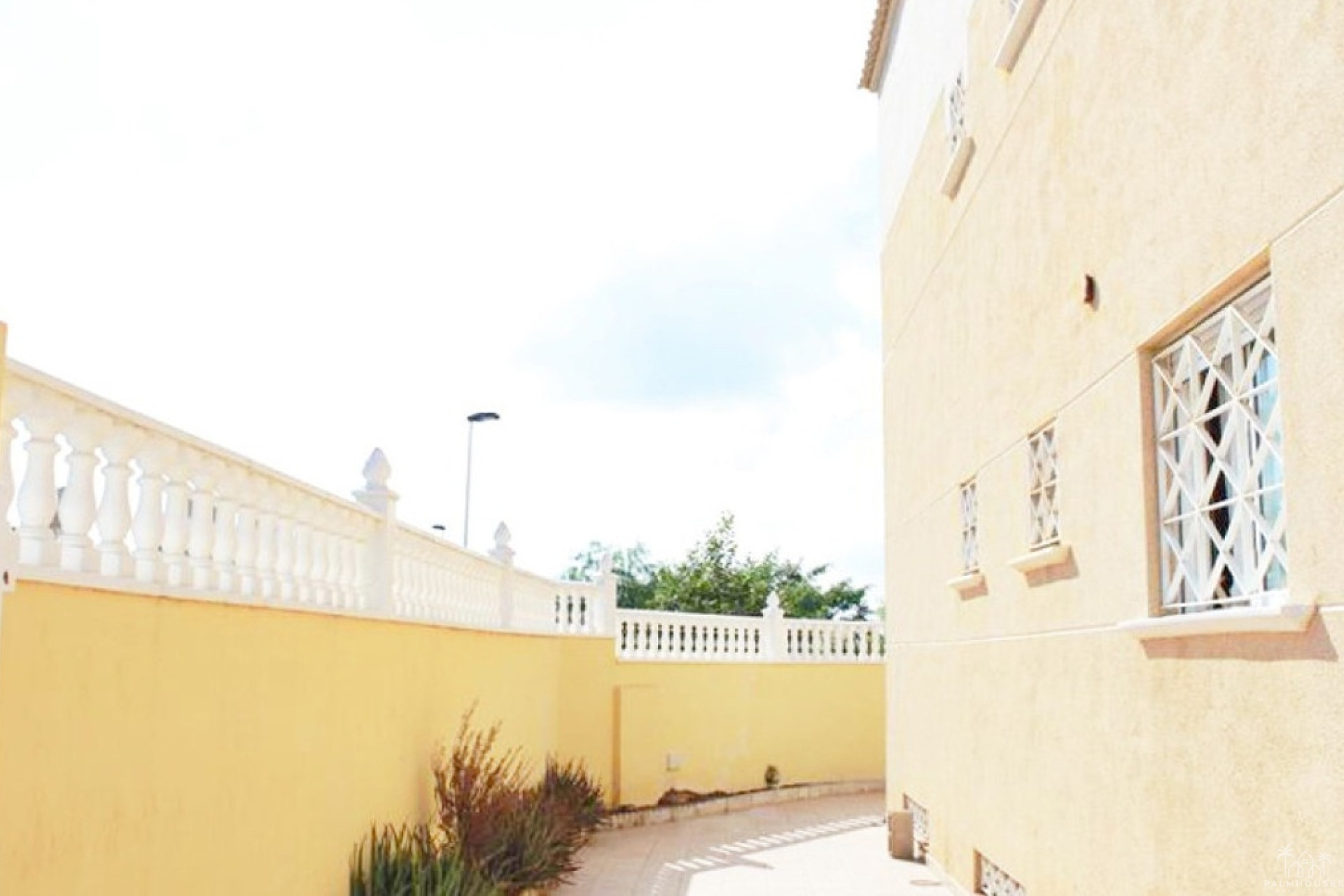 Resale - Villa - Alicante City - La Torreta