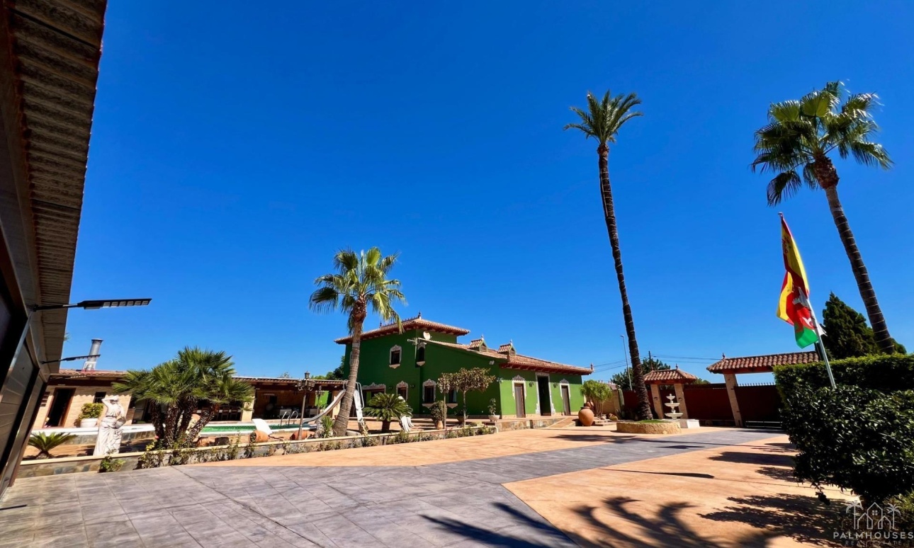 Resale - Villa - Almoradi - Comunidad Valenciana