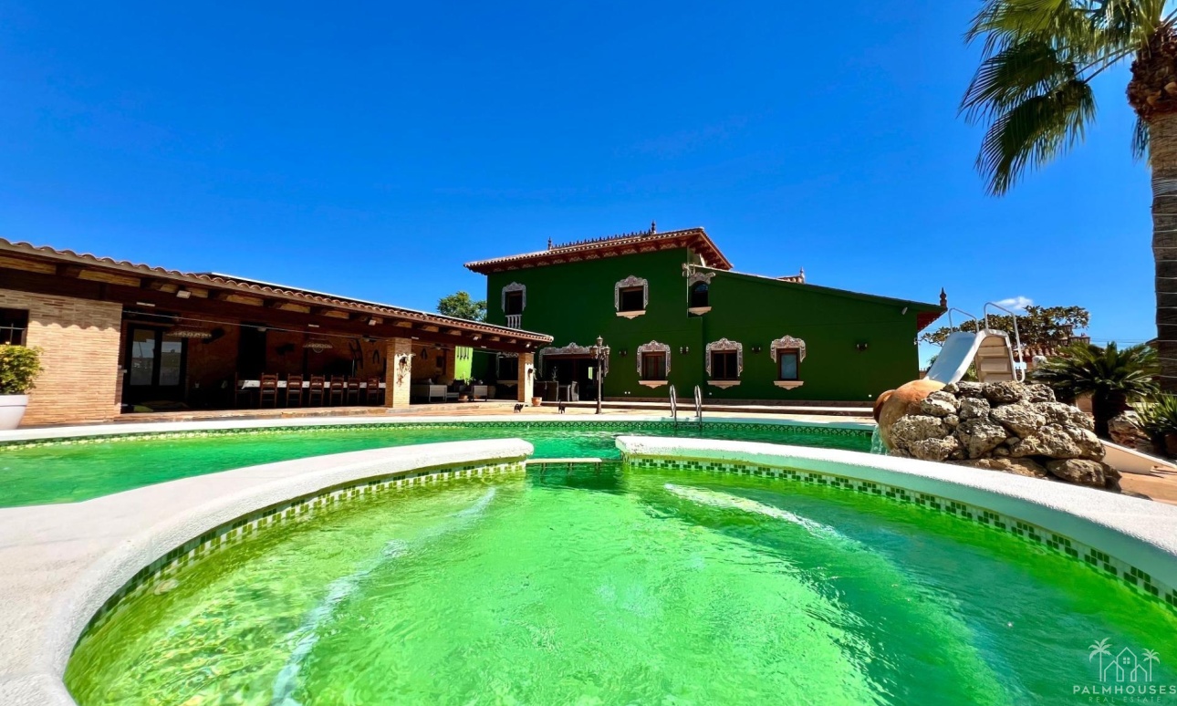 Resale - Villa - Almoradi - Comunidad Valenciana
